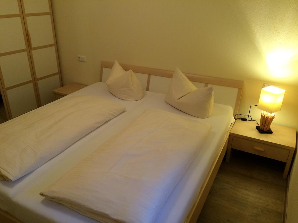 Apartments Clara Garmisch-Partenkirchen Habitación foto