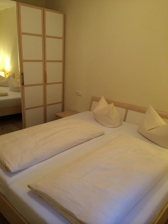 Apartments Clara Garmisch-Partenkirchen Habitación foto